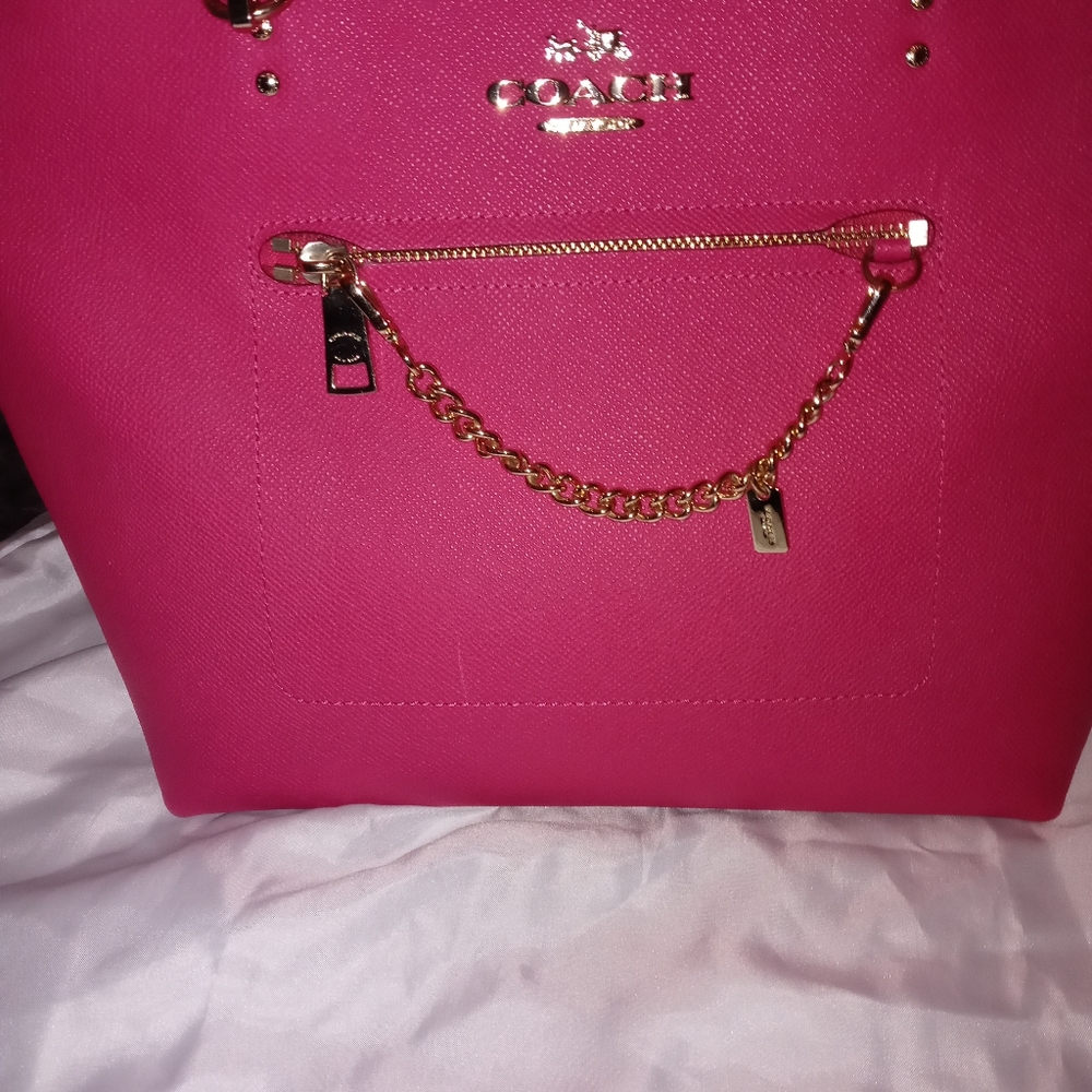 *SOLD* COACH XGRN TOWN CAR TOTE - - Picture 10 of 11